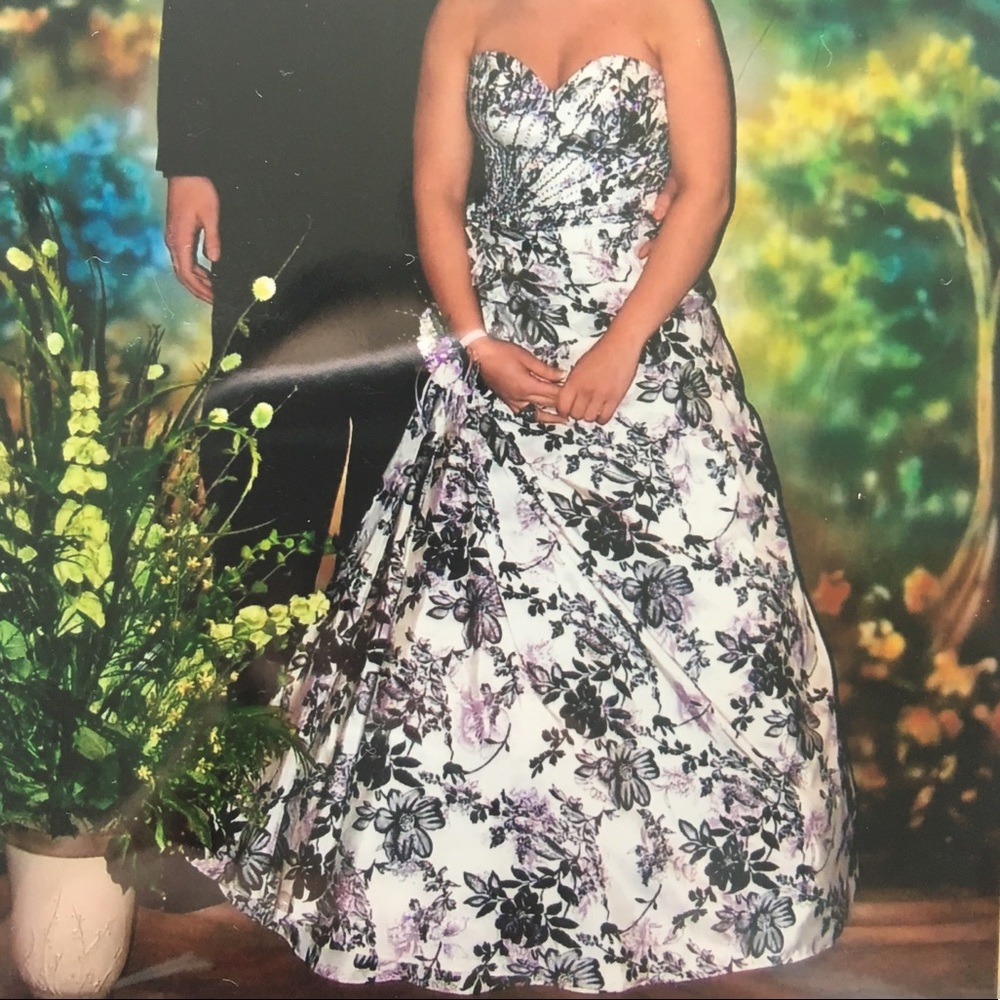 Prom Dress for a beautiful 5’3” or shorter lady!